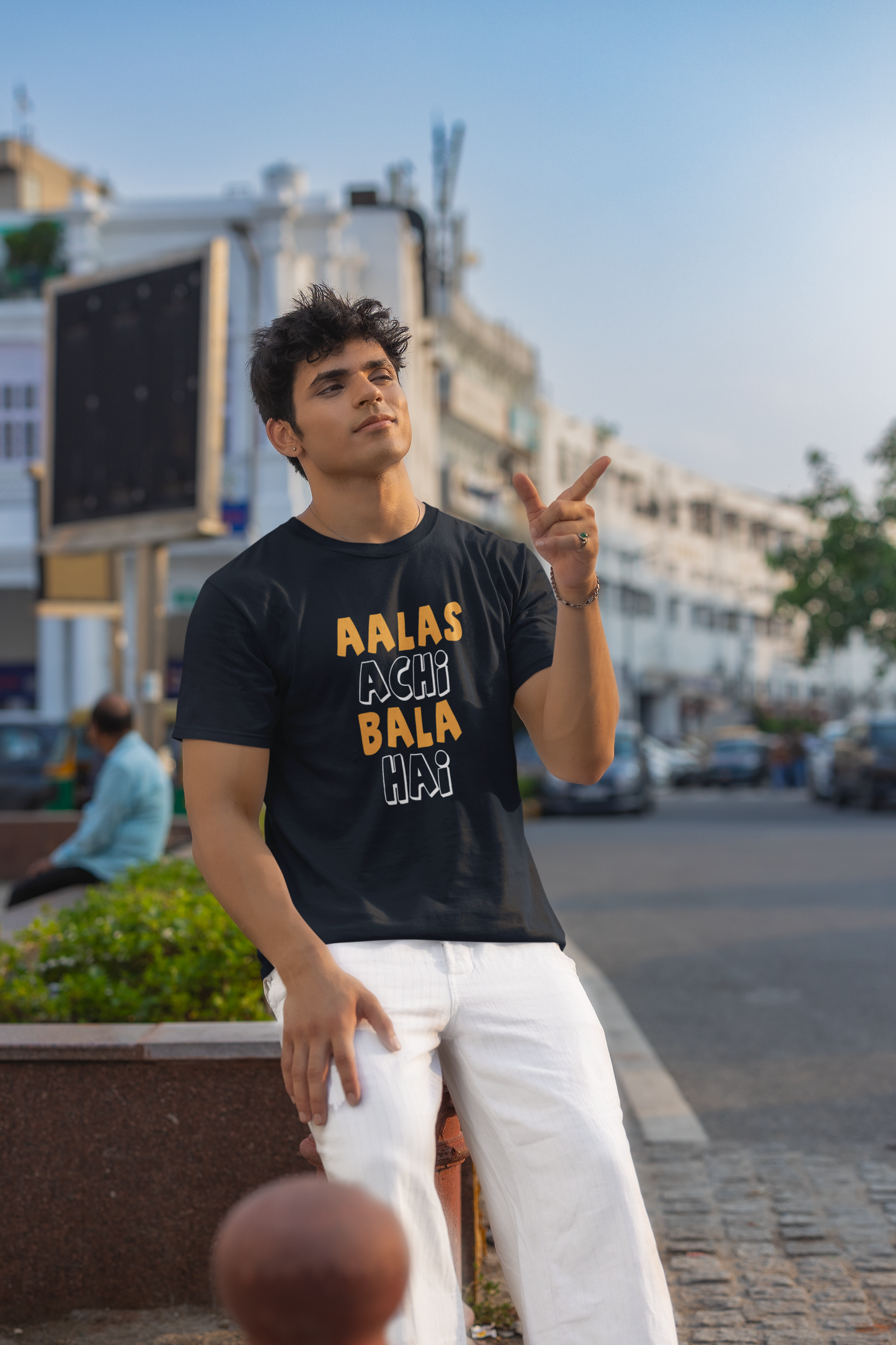 Typography Classic T-Shirt ALAS M-1