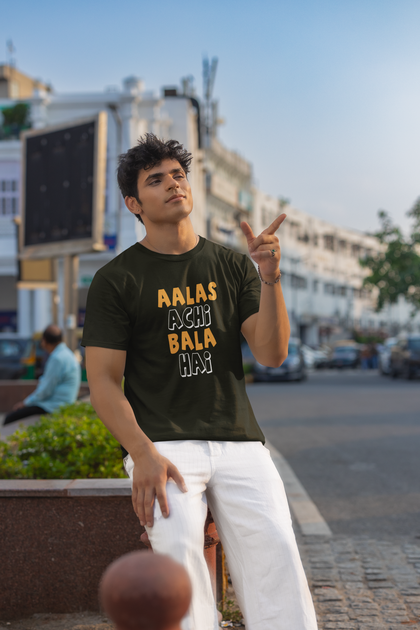 Typography Classic T-Shirt ALAS M-1